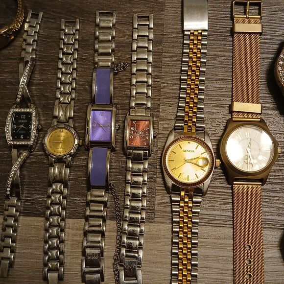 Lot 35+ Watches Parts/Repair ALL Metal Timex Citizen Casio Fossil Pulsar Bulova Lot 35+ watches parts/repair - Gem main image 2
